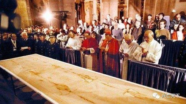 历史上真有过耶稣裹尸布吗？是真有此物，还是后人伪造出来的